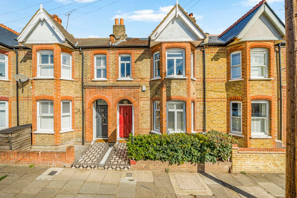 Percy Road, Isleworth, TW7