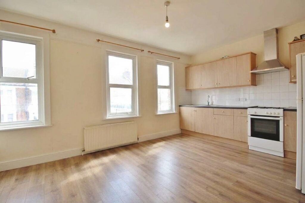 Montague Road, Hounslow, TW3